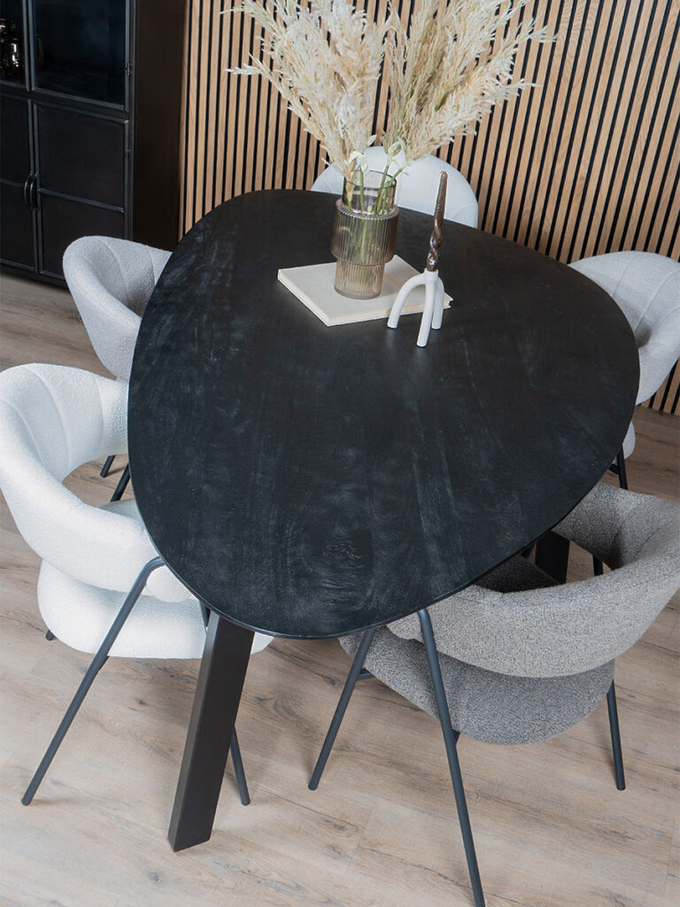 Eettafel Tinus Zwart - Kiezelvormig 240 cm