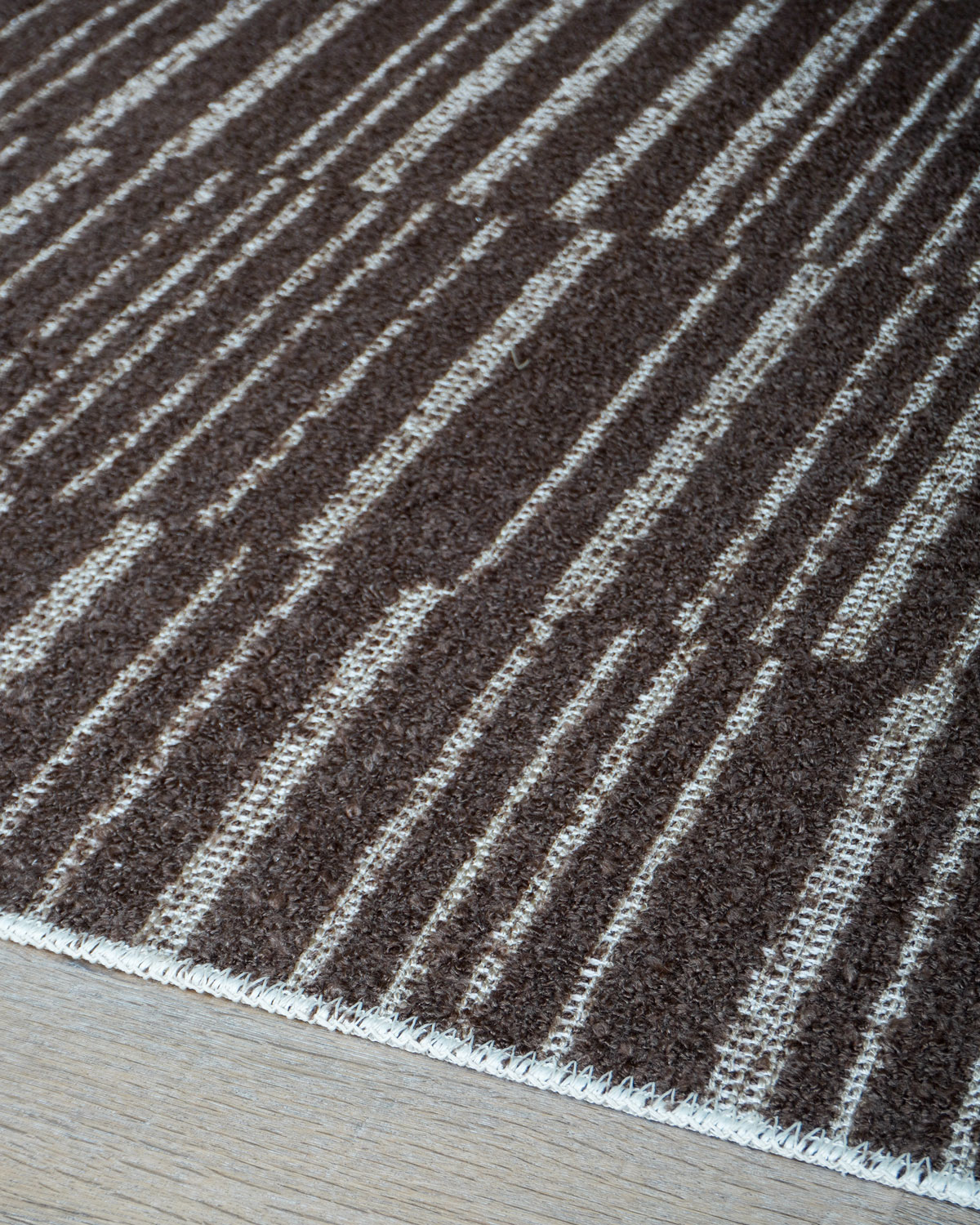 Vloerkleed Nemrac Bruin - 240 x 330 cm